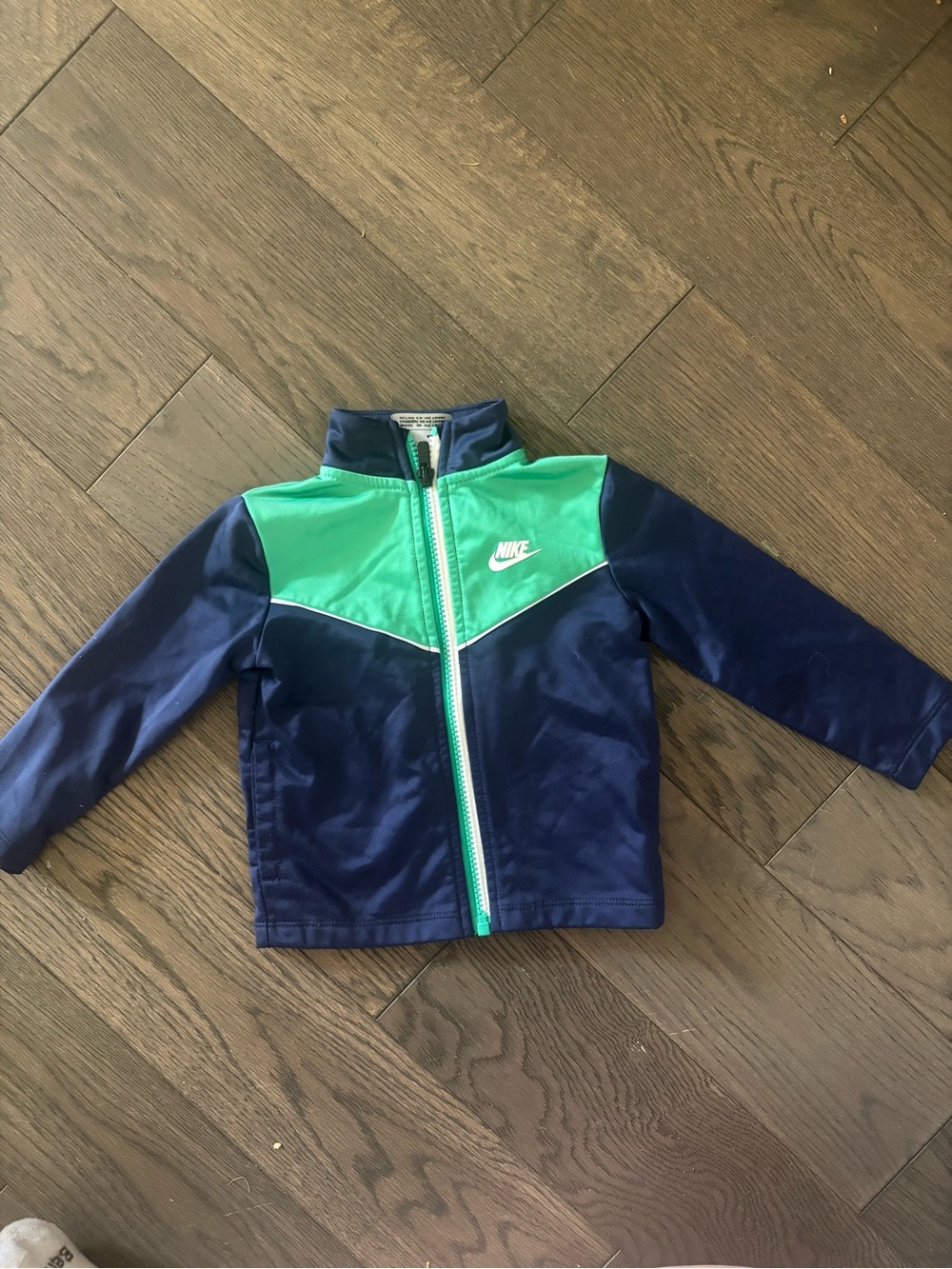(5/$20)   Nike Kids Zip-Up Jacket